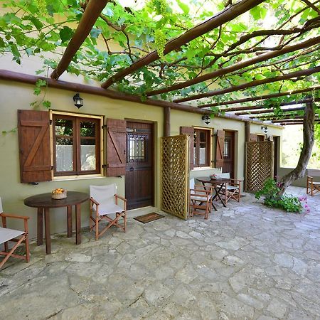 Viglatoras Apartment Sarkhos Exterior photo